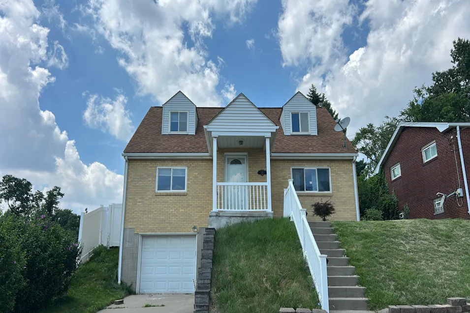 811 Division St West Mifflin, PA 15122, Allegheny County