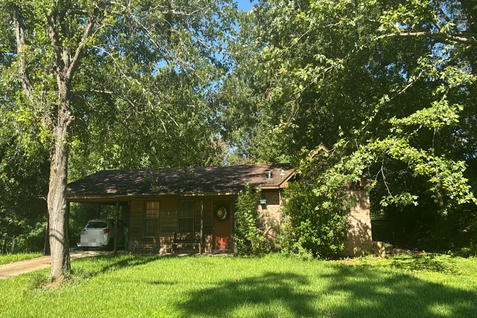 56 Boy Scout Road Vicksburg, MS 39183, Warren County
