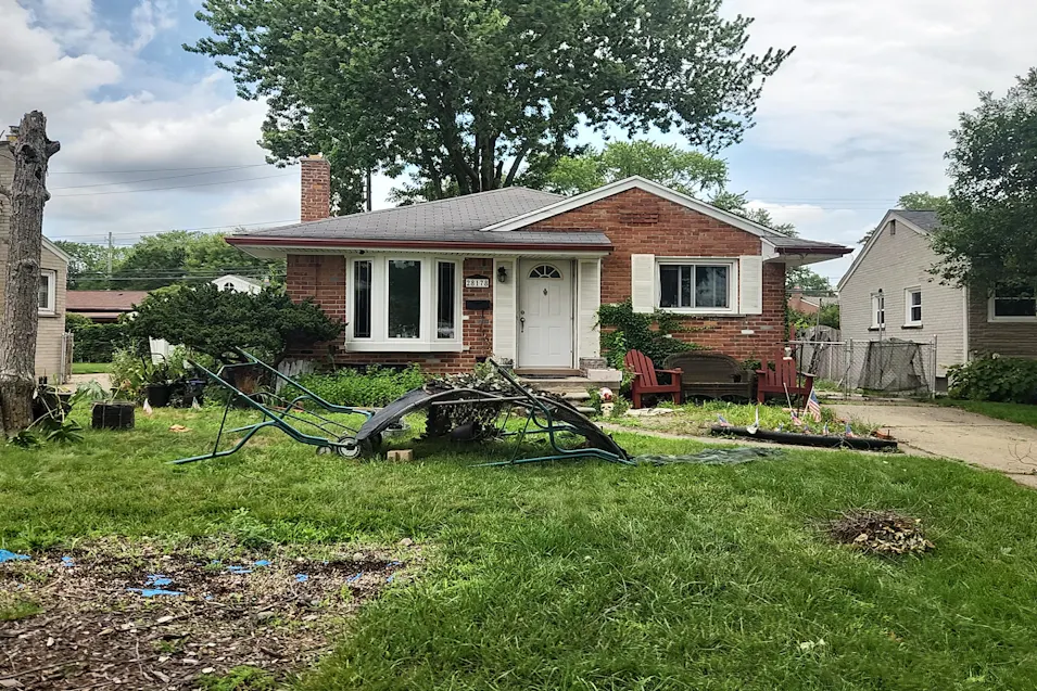 28178 Lorenz St Madison Heights, MI 48071, Oakland County