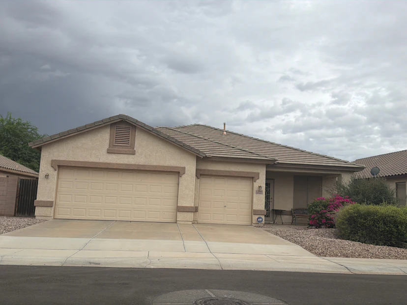 2941 E La Costa Dr