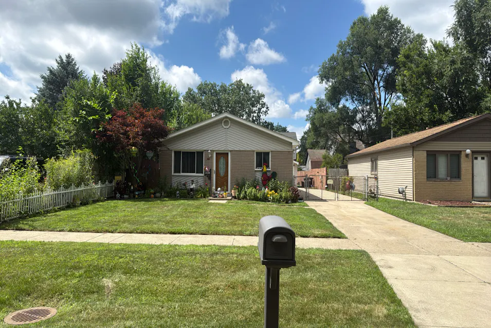 14330 Gage St Taylor, MI 48180, Wayne County