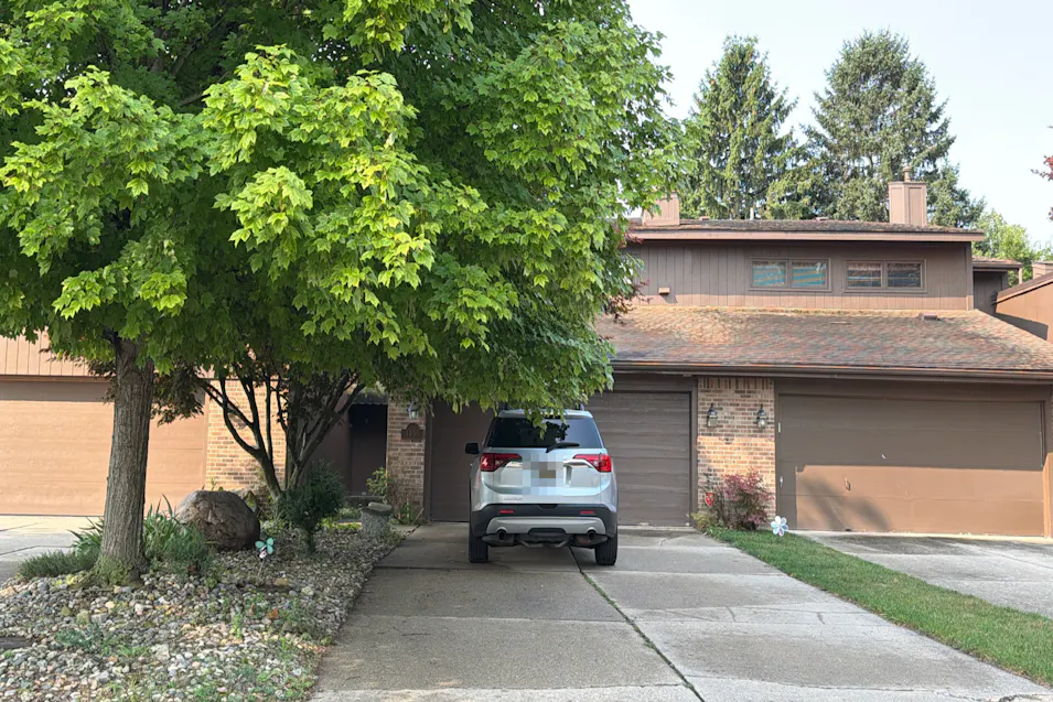 1450 Beaumont Cir Flushing, MI 48433, Genesee County