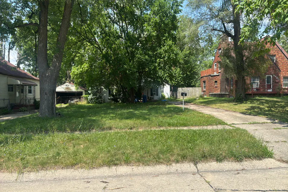 6009 Engleman Ave Warren, MI 48091, Macomb County