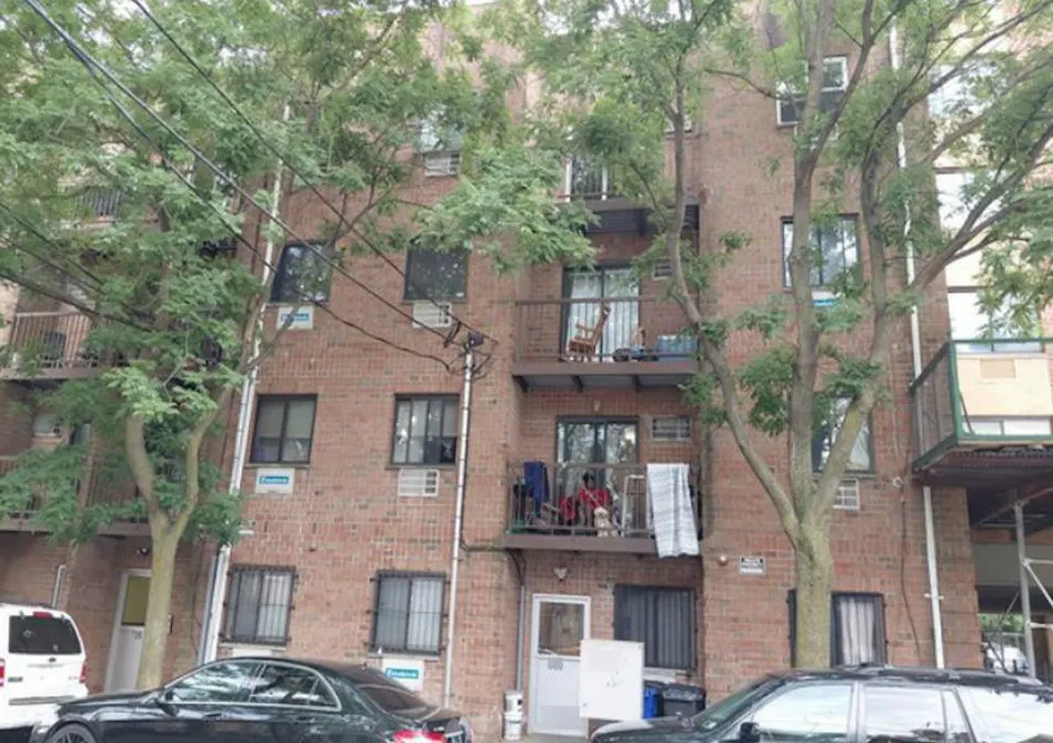 724 E 221st Street 2a Bronx, NY 10467, Bronx County