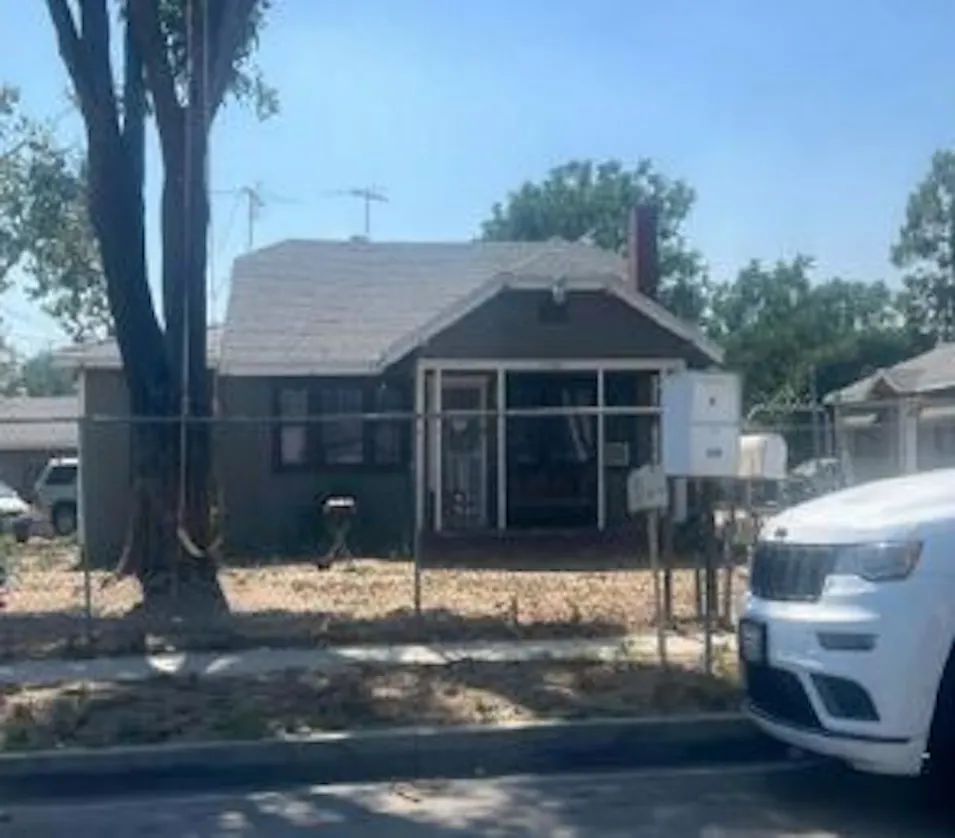 9088 Date St Fontana, CA 92335, San Bernardino County
