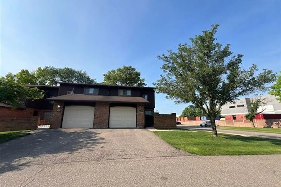 26794 Summerdale Dr Southfield, MI 48033, Oakland County