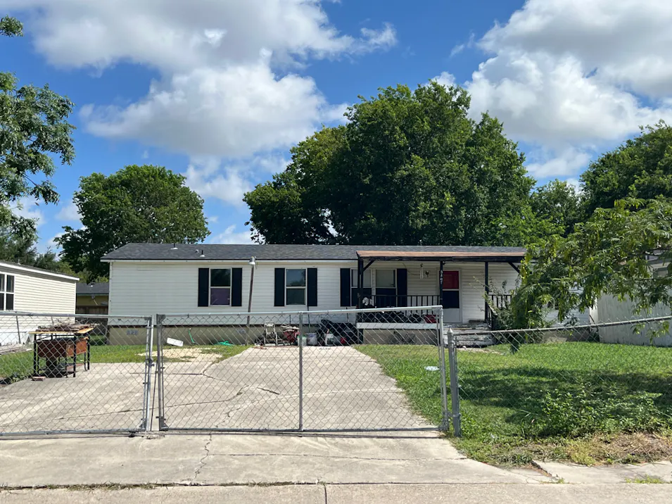 5467 Diamondback Trl San Antonio, TX 78222, Bexar County