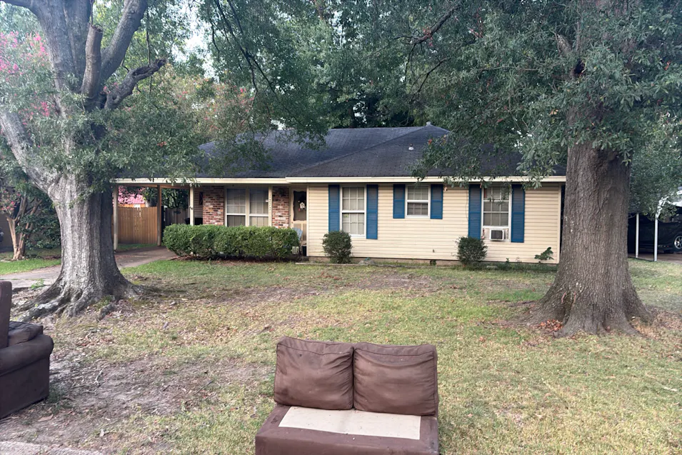 1272 Lourdes Street Greenville, MS 38703, Washington County