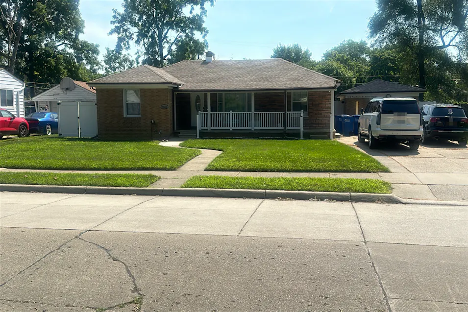 23564 Hill Ave Warren, MI 48091, Macomb County