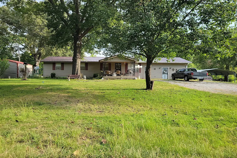 36 Peach Tree Rd Byhalia, MS 38611, Marshall County