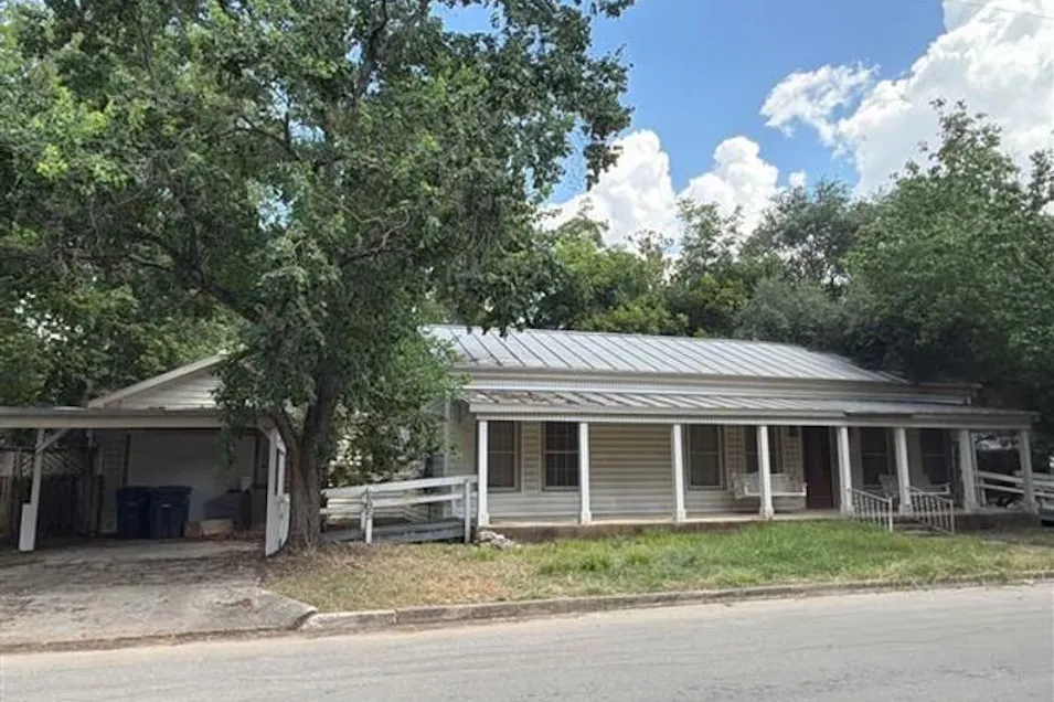 695 Klingemann New Braunfels, TX 78130, Comal County