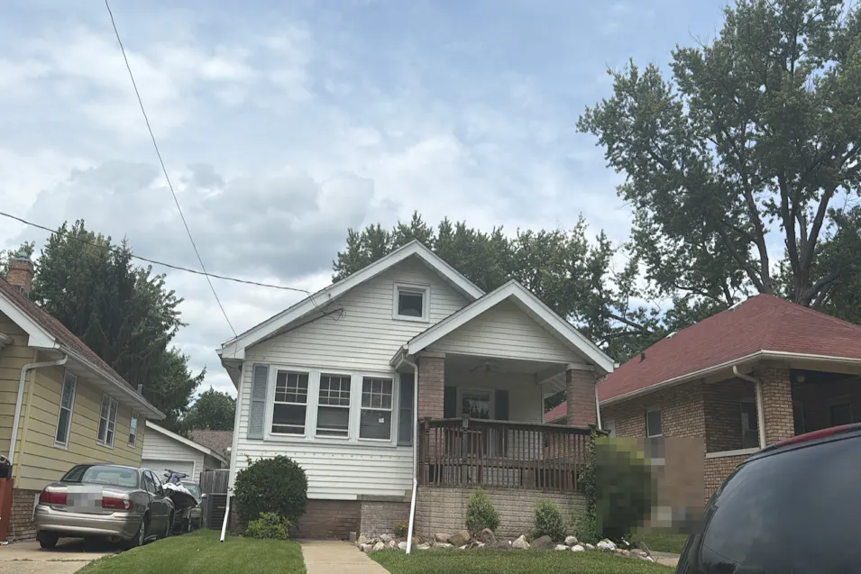 805 W Corrington Ave Peoria, IL 61604, Peoria County