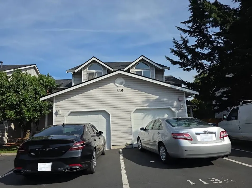 119 21st St SE, Unit B Auburn, WA 98002, King County
