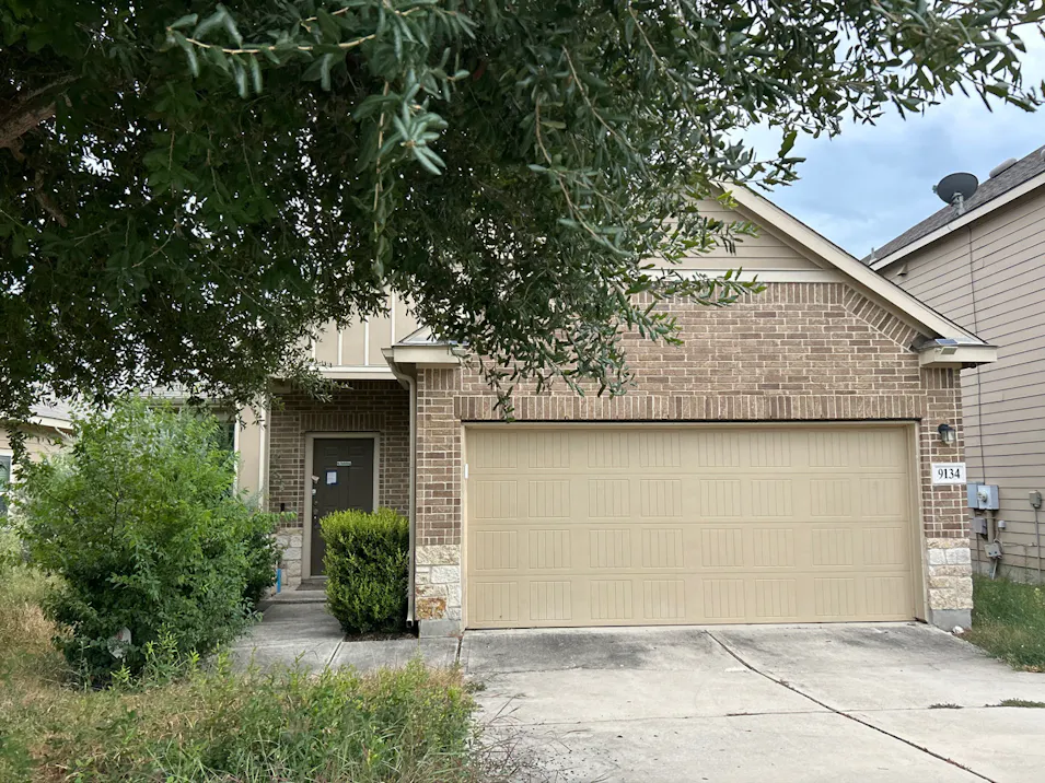 9134 Vondel Park Converse, TX 78109, Bexar County