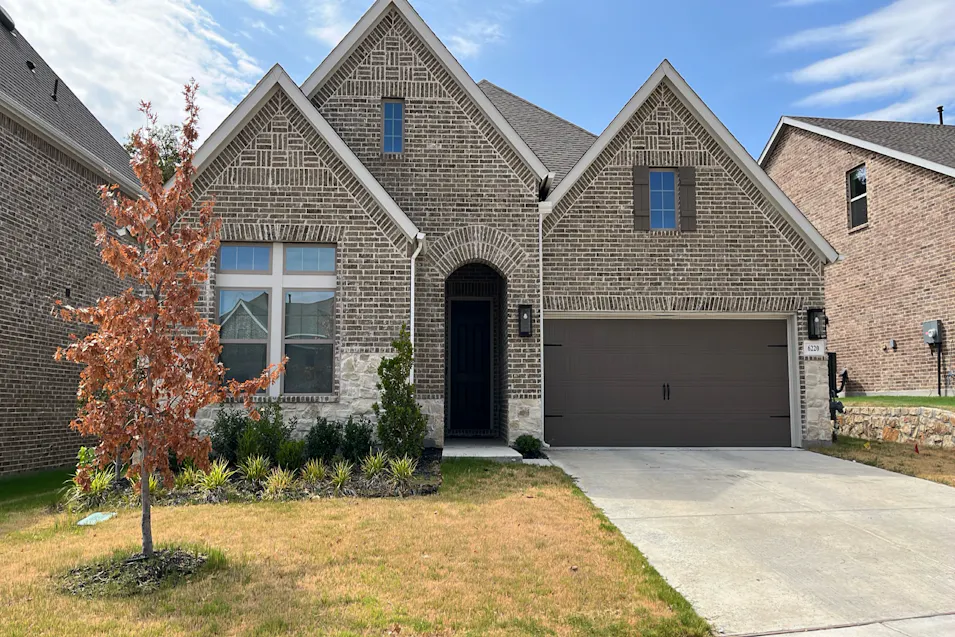 6220 Escarpment Drive Fort Worth, TX 76112, Tarrant County
