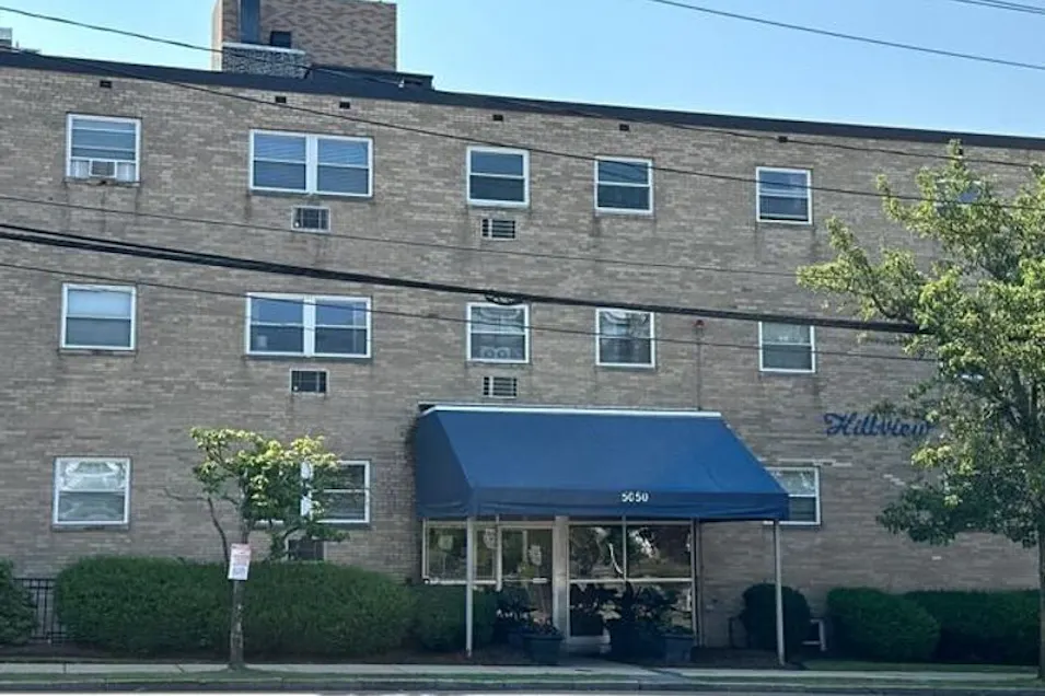 5050 Washington Street Unit No. 327 West Roxbury, MA 02132, Suffolk County