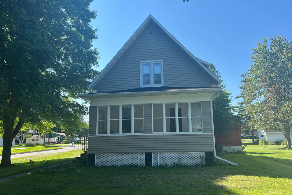 403 W Main Street Blooming Prairie, MN 55917, Steele County