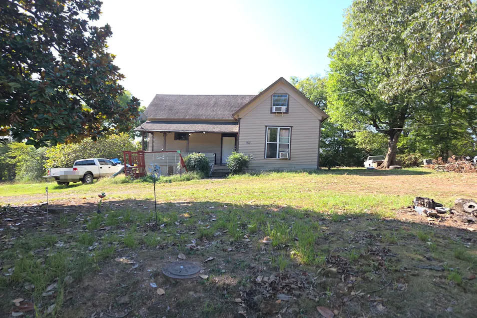 905 West Taylor St Clarksville, AR 72830, Johnson County