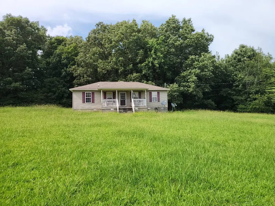 2825 Hughes Road Henderson, TN 38340, Chester County