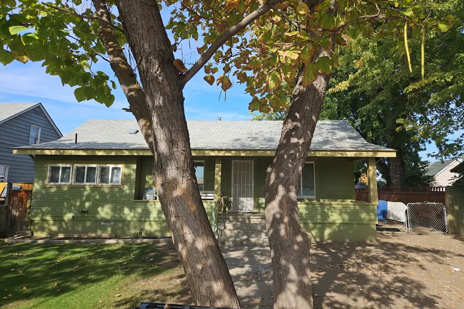 205 Pearne St Toppenish, WA 98948, Yakima County