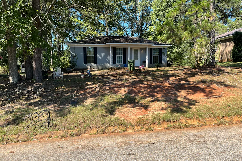 922 Dunbar St Greenville, AL 36037, Butler County