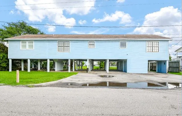 Railroad Ave, Dickinson, TX 77539 #1
