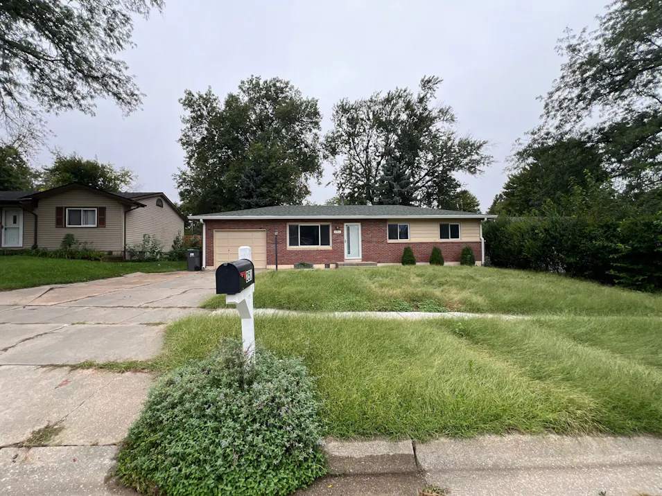 251 E Cherrywood Dr Lincoln, NE 68510, Lancaster County