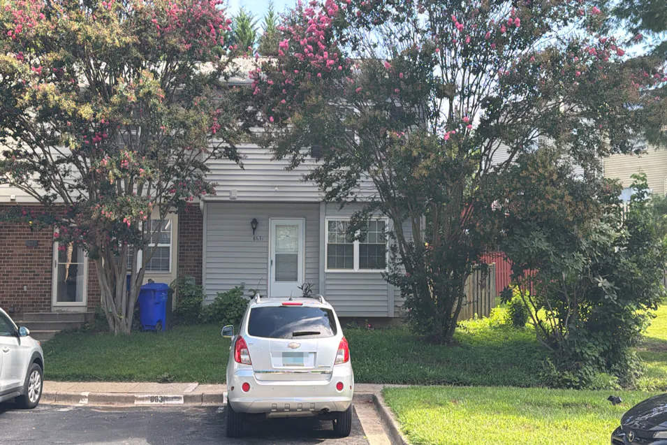 8631 Watershed Ct Gaithersburg, MD 20877, Montgomery County
