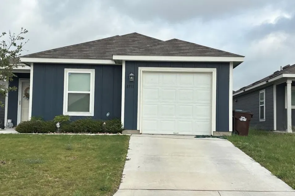 8931 Broad Wing Dr San Antonio, TX 78222, Bexar County