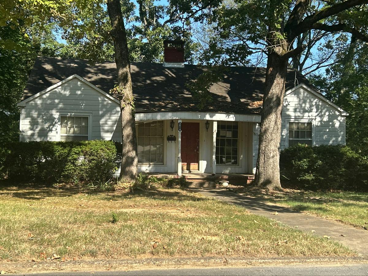 Ridge Rd, North Little Rock, AR 72116