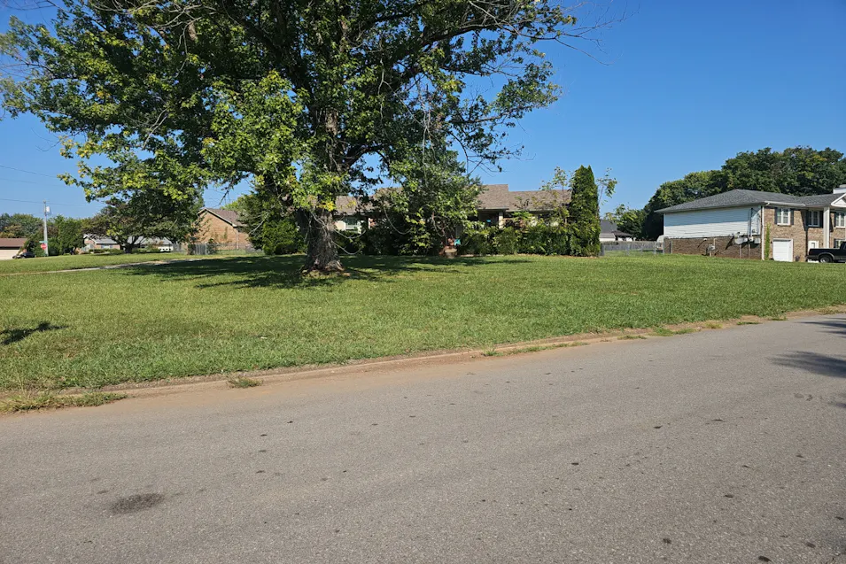 803 Iris Lane Clarksville, TN 37042, Montgomery County
