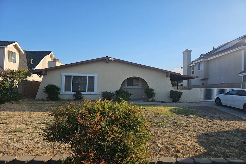 17930 Lakeview Dr Victorville, CA 92395, San Bernardino County