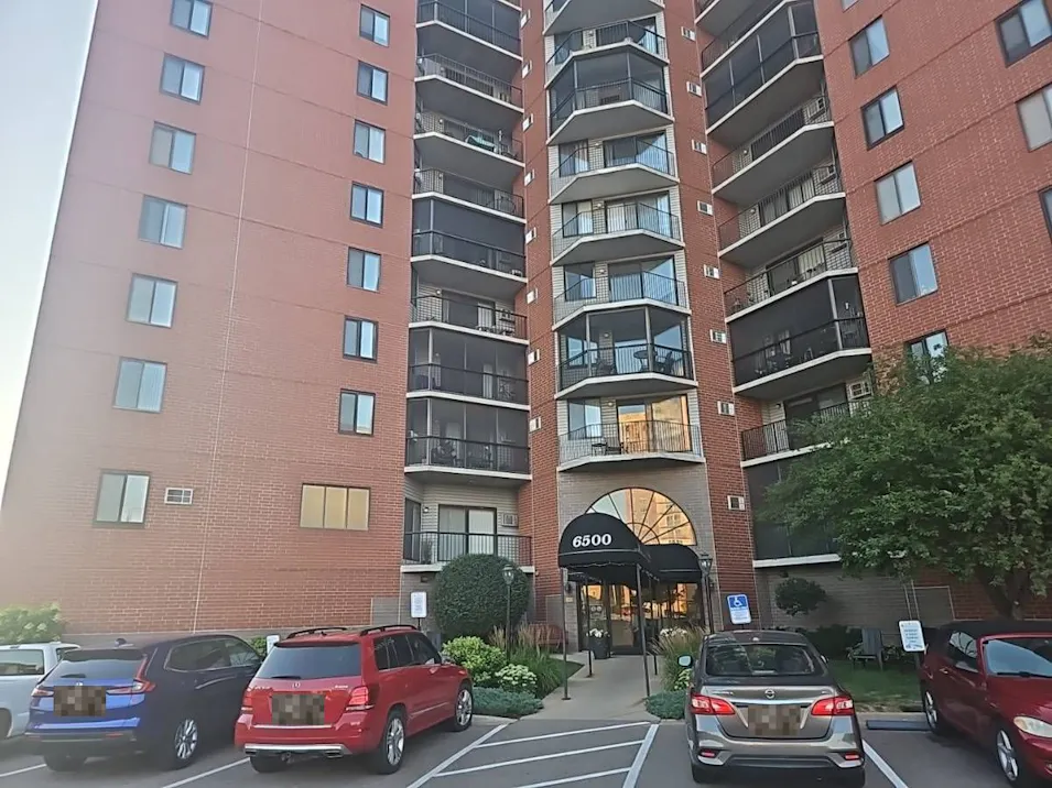6500 Woodlake Dr Unit 705 Richfield, MN 55423, Hennepin County