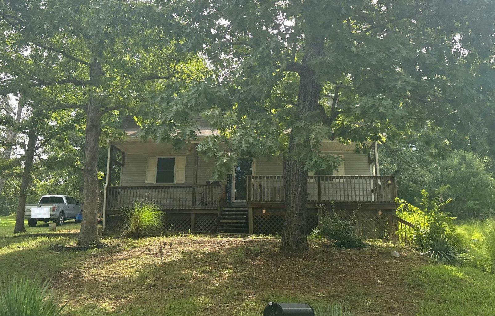 Mont Pellier St, Bonne Terre, MO 63628
