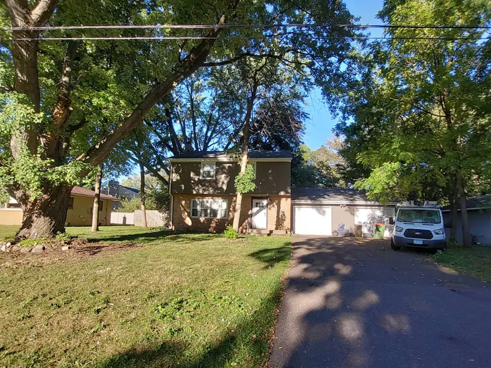 917 Arbor Ave Mahtomedi, MN 55115, Washington County