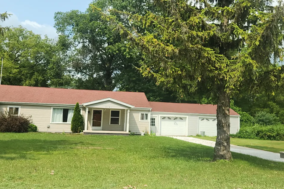 5161 Parker Rd Fort Gratiot, MI 48059, Saint Clair County