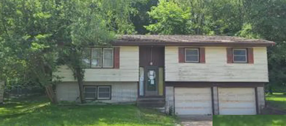 119 E 3rd Ave Coal Valley, IL 61240, Rock Island County