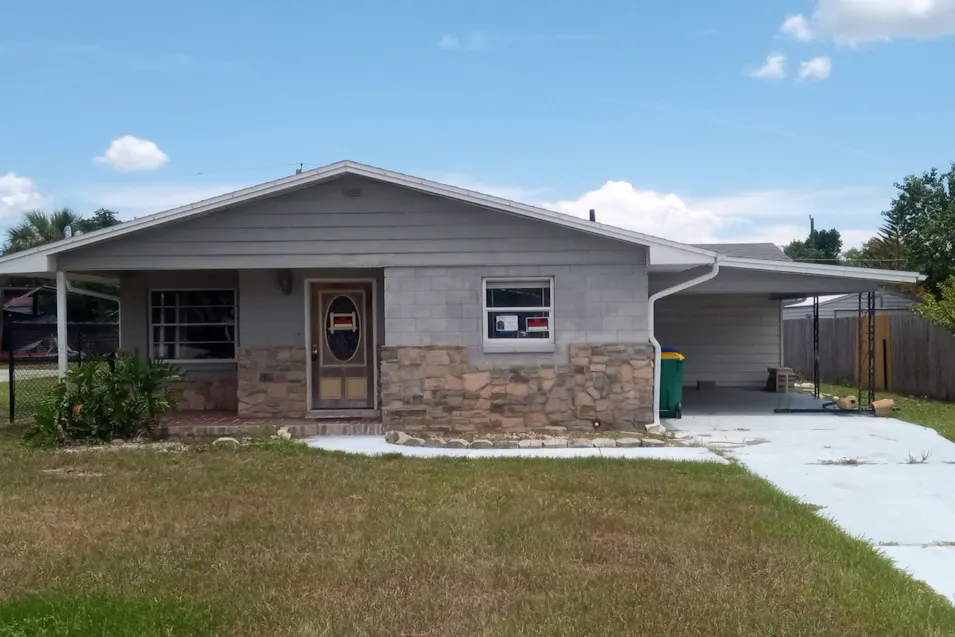 1110 Dora Ave Tavares, FL 32778, Lake County