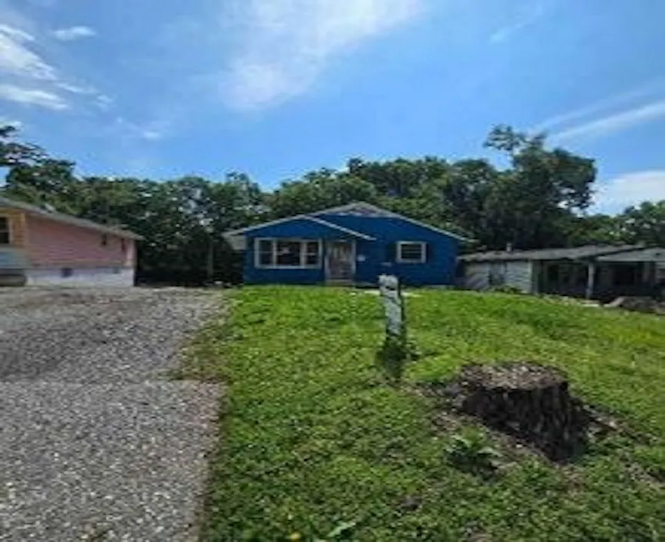 6905 Bellefontaine Ave Kansas City, MO 64132, Jackson County