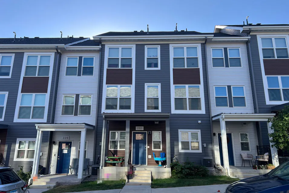 231 James Avenue N Minneapolis, MN 55405, Hennepin County
