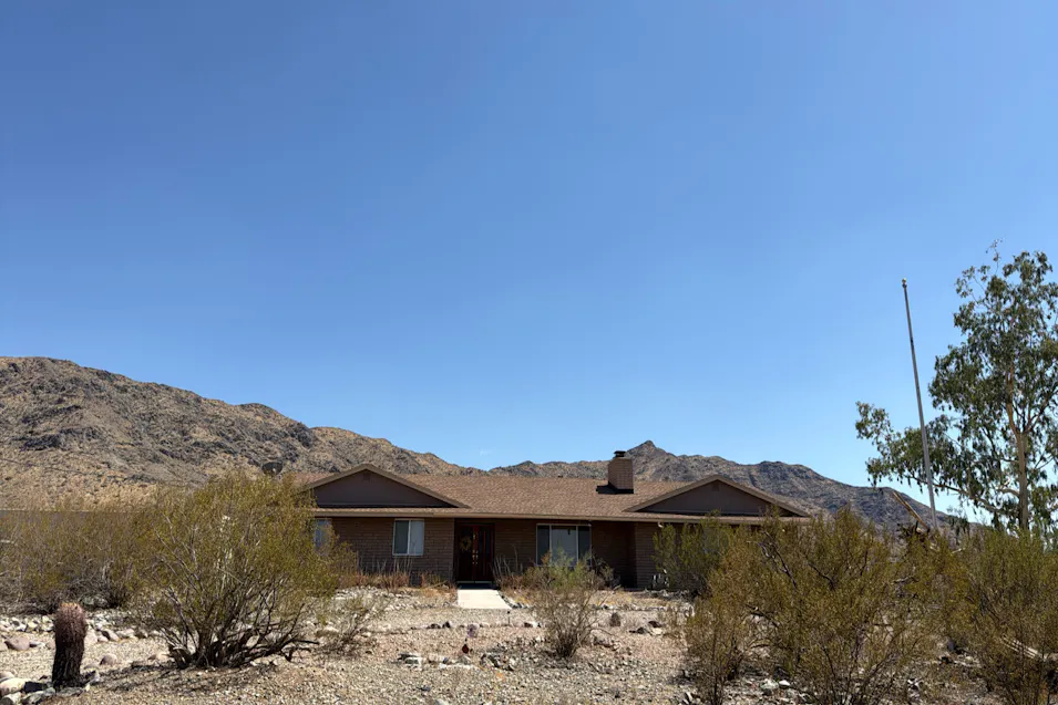 2635 W Sunrise Dr Phoenix, AZ 85041, Maricopa County