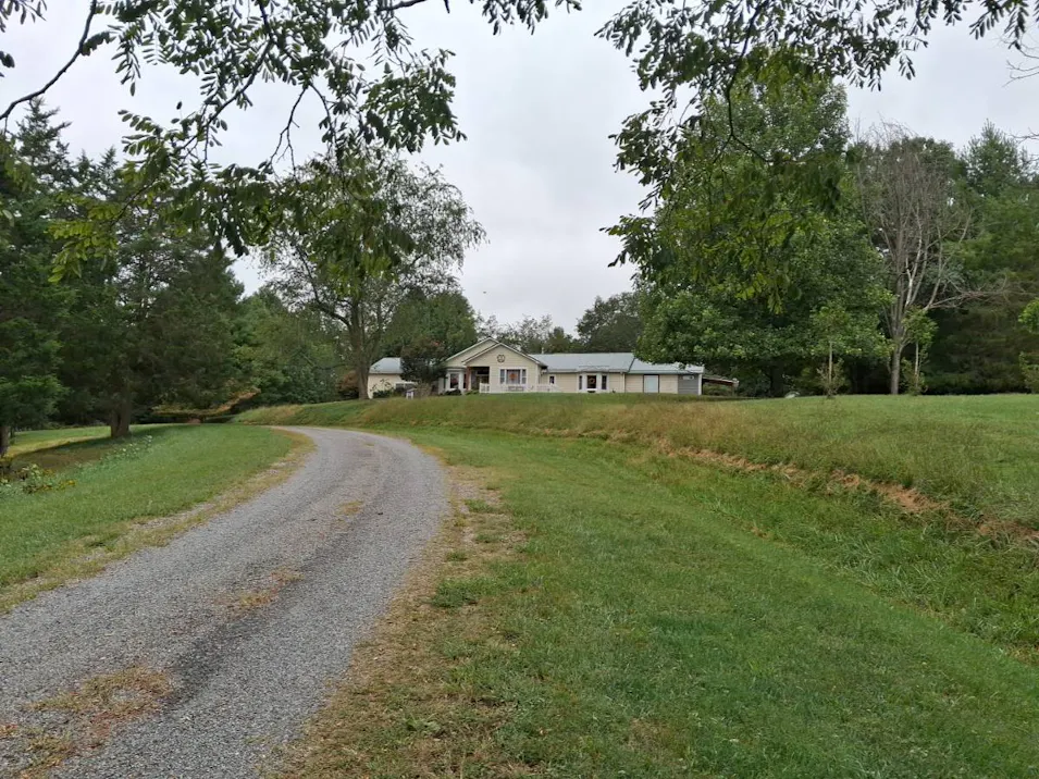 4451 Sloan Branch Road Draper, VA 24324, Pulaski County