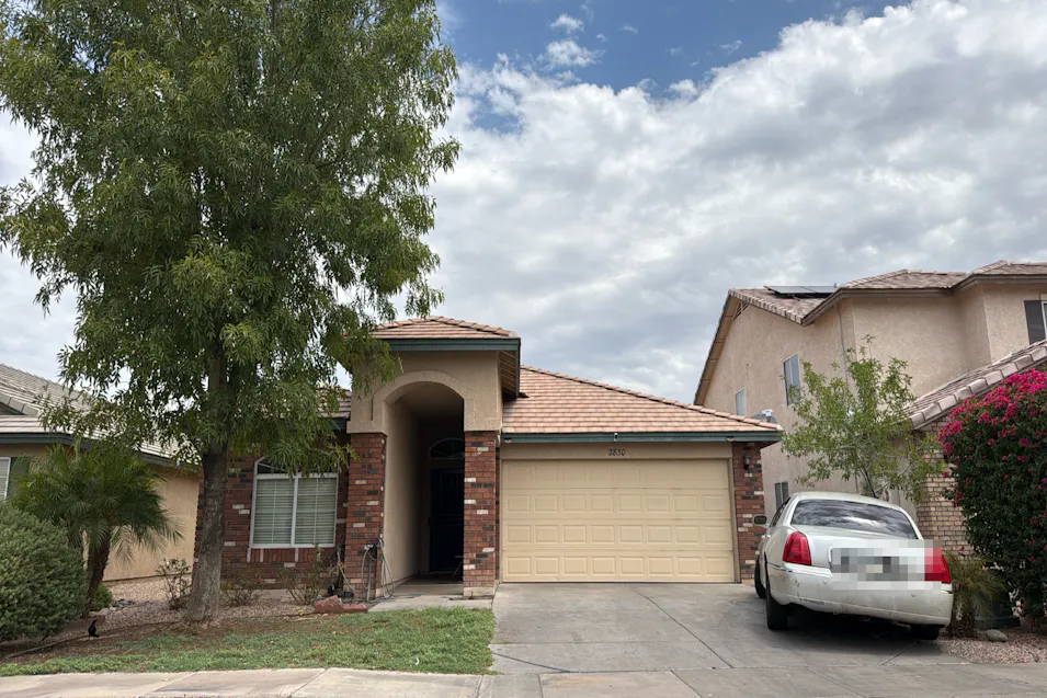 2830 W Grenadine Rd Phoenix, AZ 85041, Maricopa County