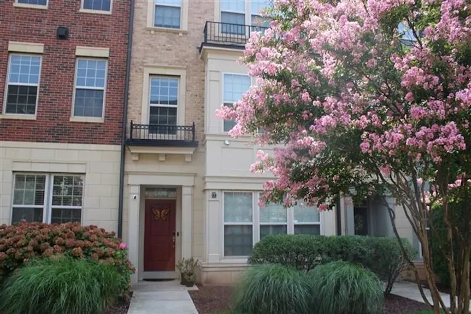 606 Fair Winds Way, Unit 262 Oxon Hill, MD 20745, Prince George`s County