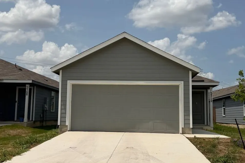5712 Alope Way Seguin, TX 78155, Guadalupe County