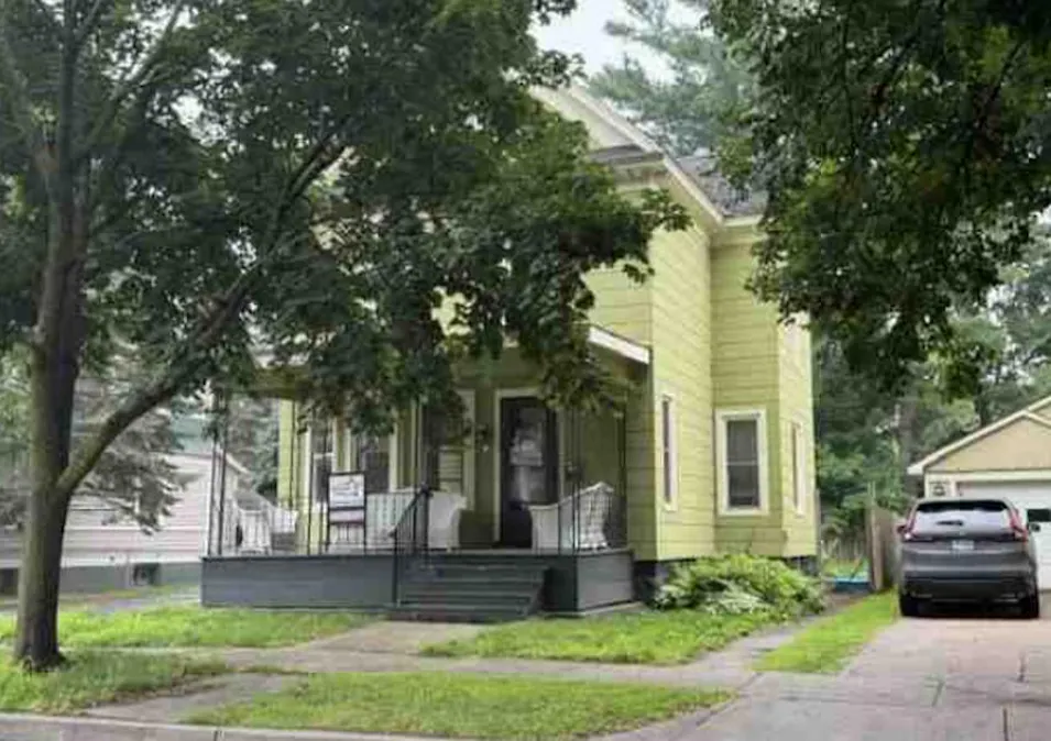 709 Elizabeth St Ogdensburg, NY 13669, St Lawrence County