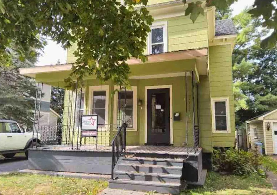 709 Elizabeth St Ogdensburg, NY 13669, St Lawrence County