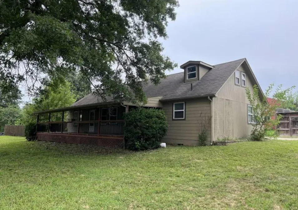 3209 N 155th St Basehor, KS 66007, Leavenworth County
