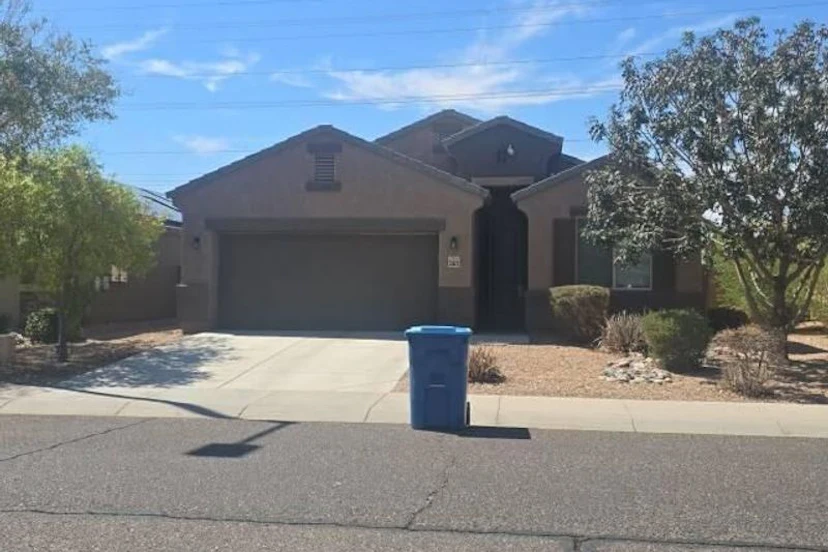 23823 W Magnolia Dr