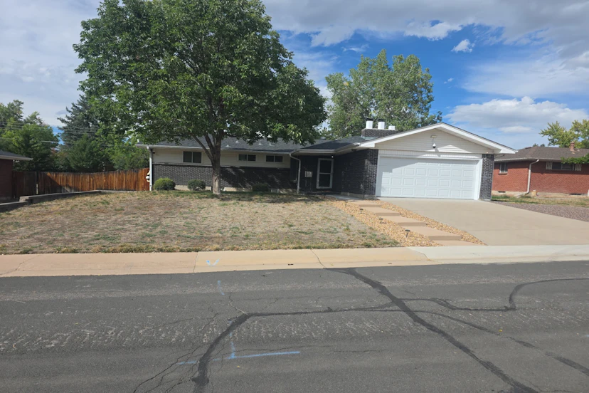 3153e Weaver Pl